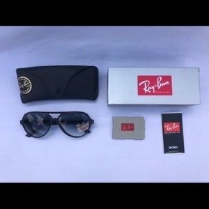 Ray-Ban Sunglasses 🔥
